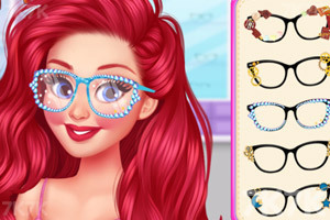 《校花的时尚眼镜》游戏截图3 《校花的时尚眼镜》游戏截图3