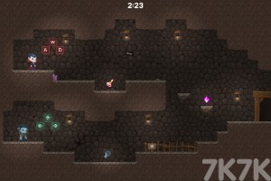 《吸血鬼地底冒险》游戏截图2 《吸血鬼地底冒险》游戏截图2