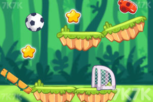 《2015足球风云》游戏截图1 《2015足球风云》游戏截图1