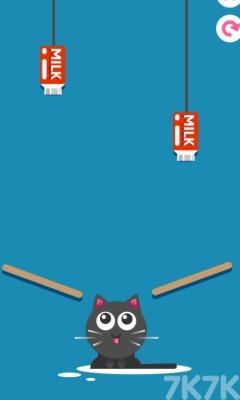 《喝奶的猫》游戏截图1 《喝奶的猫》游戏截图1