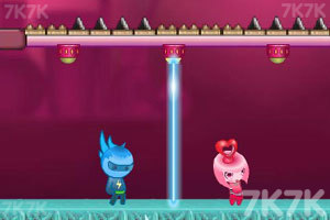 《闪翼双星无敌版》游戏截图5