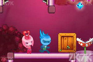 《闪翼双星无敌版》游戏截图1