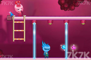 《闪翼双星》游戏截图6 《闪翼双星》游戏截图6