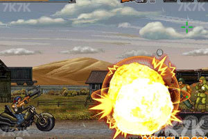 《合金前线3无敌选关版》游戏截图3 《合金前线3无敌选关版》游戏截图3