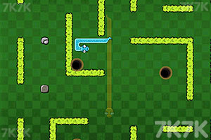 《双人贪食蛇大战》游戏截图5