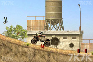 《疯狂战车》游戏截图6