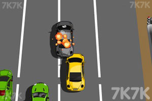 《疯狂公路汽车赛》游戏截图3 《疯狂公路汽车赛》游戏截图3