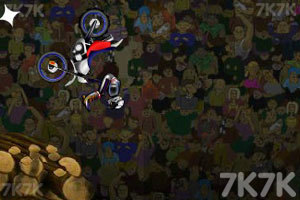 《特技摩托》游戏截图3 《特技摩托》游戏截图3