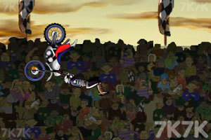 《特技摩托》游戏截图2 《特技摩托》游戏截图2