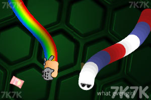 《蛇蛇大作战炫酷版》游戏截图3 《蛇蛇大作战炫酷版》游戏截图3