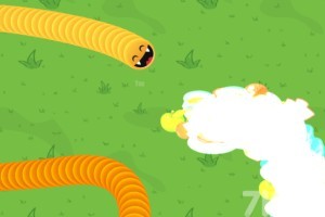 《贪吃蛇升级战》游戏截图2 《贪吃蛇升级战》游戏截图2