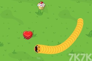 《贪吃蛇升级战》游戏截图3 《贪吃蛇升级战》游戏截图3