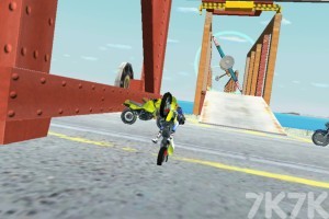 《炫技摩托》游戏截图4 《炫技摩托》游戏截图4