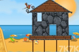 《摩托障碍挑战赛7》游戏截图3 《摩托障碍挑战赛7》游戏截图3