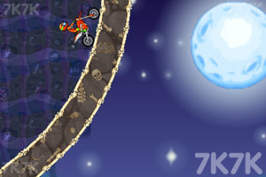 《摩托障碍挑战赛6》游戏截图2 《摩托障碍挑战赛6》游戏截图2