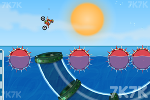 《摩托障碍挑战赛5》游戏截图2 《摩托障碍挑战赛5》游戏截图2