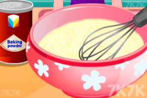 《制作黑森林蛋糕》游戏截图1 《制作黑森林蛋糕》游戏截图1