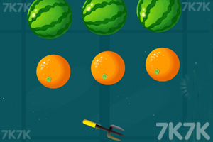 《飞刀切水果》游戏截图2 《飞刀切水果》游戏截图2