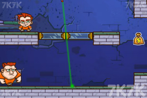 《盗金父子》游戏截图3 《盗金父子》游戏截图3