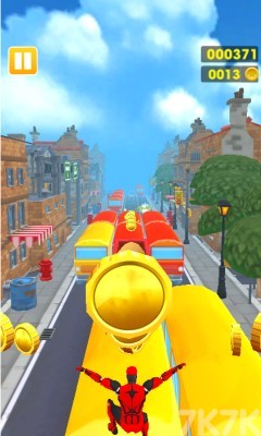 《钢铁英雄跑酷》游戏截图2 《钢铁英雄跑酷》游戏截图2