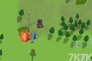 《直升机空袭》游戏截图2 《直升机空袭》游戏截图2