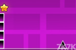 《几何冲刺》游戏截图4 《几何冲刺》游戏截图4