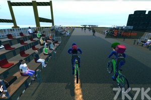 《山地车竞技赛》游戏截图4 《山地车竞技赛》游戏截图4