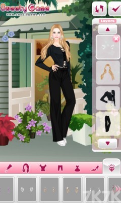 《绑带穿搭》游戏截图1 《绑带穿搭》游戏截图1