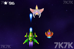 《宇宙火焰2》游戏截图3 《宇宙火焰2》游戏截图3