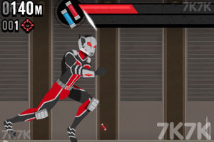 《蚁人跑酷》游戏截图5 《蚁人跑酷》游戏截图5