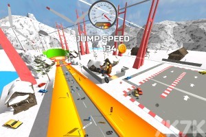 《坡道摩托飞跃》游戏截图4