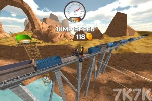 《坡道摩托飞跃》游戏截图3