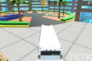 《豪华轿车驾驶员》游戏截图1 《豪华轿车驾驶员》游戏截图1