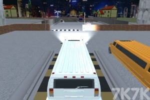 《豪华轿车驾驶员》游戏截图2 《豪华轿车驾驶员》游戏截图2