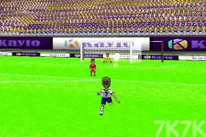 《欧洲足球锦标赛》游戏截图3 《欧洲足球锦标赛》游戏截图3