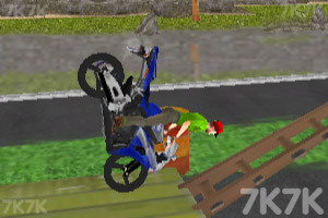 《真实摩托炫技赛》游戏截图3 《真实摩托炫技赛》游戏截图3