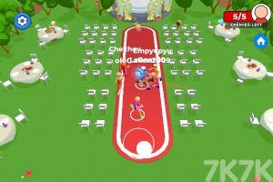 《趣味躲避球》游戏截图1 《趣味躲避球》游戏截图1