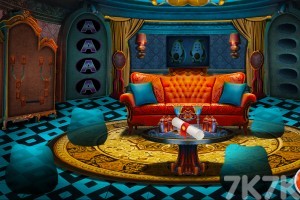 《端庄女士逃脱》游戏截图3 《端庄女士逃脱》游戏截图3