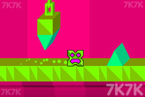 《怪脸方块向前冲》游戏截图1