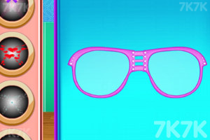 《米娅时尚眼镜》游戏截图2 《米娅时尚眼镜》游戏截图2