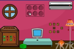 《困在电梯的男孩》游戏截图3 《困在电梯的男孩》游戏截图3