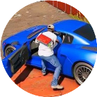 模拟开赛车小游戏